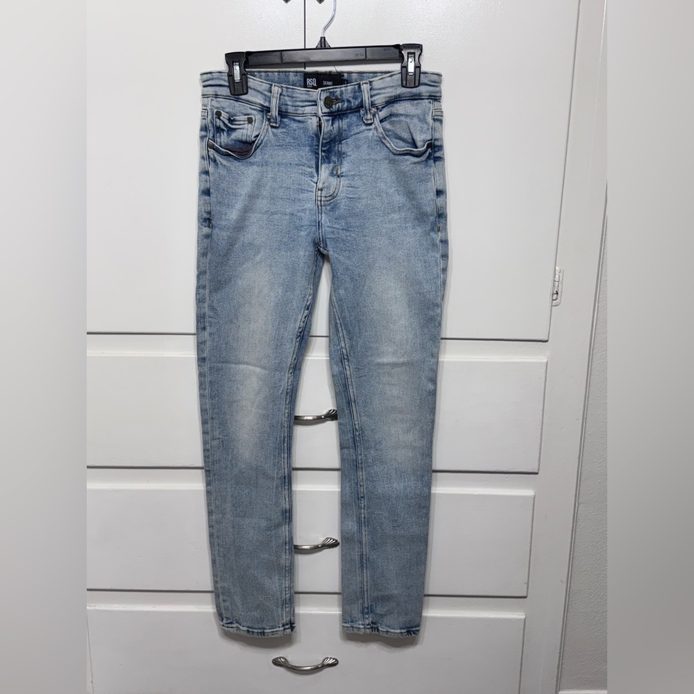 Light Wash Men’s Skinny Jeans 29x30.